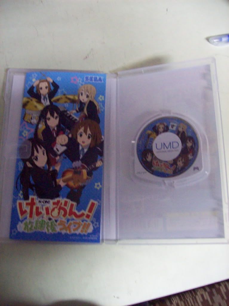 http://i607.photobucket.com/albums/tt159/petch7539/100_2070.jpg